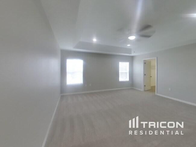 Building Photo - 19609 Timberbluff Dr
