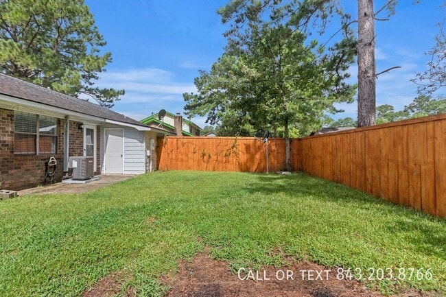 Building Photo - 7740 McKnight Dr