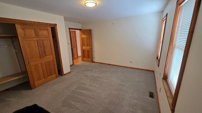 Building Photo - 236 Robert Parker Coffin Rd