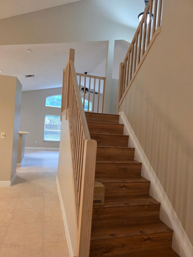 Building Photo - 1350 NW 143rd Ave