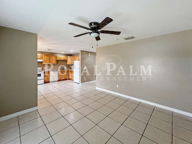 Building Photo - Make Yourself at Home — Your Duplex Dream Just Got Merrier! Charming 3-Bed, 2-Bath in Lehigh Acres
