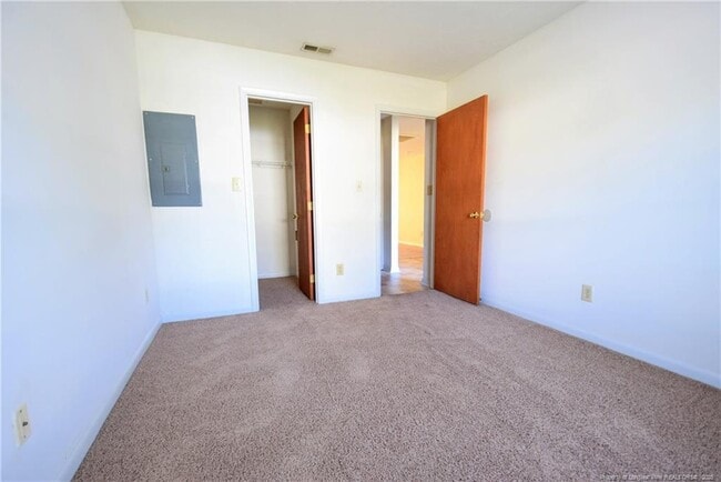 Building Photo - 2029 Glenwick Dr