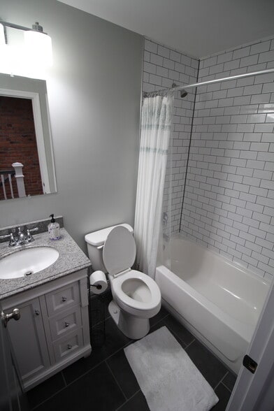 Bathroom 2 - 644 S Lehigh St