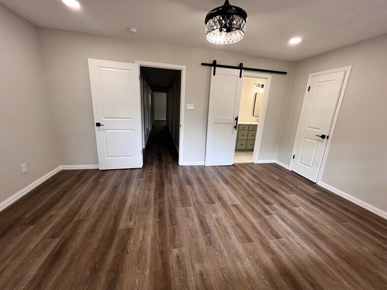 Master - 6403 Dreyfuss Rd