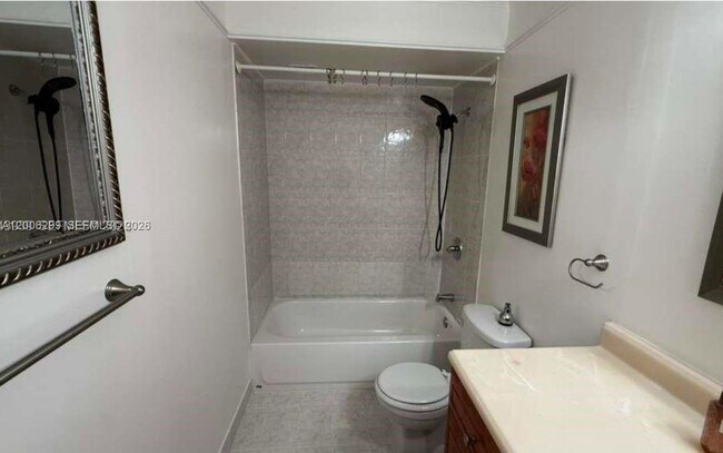 Building Photo - 16740 NE 9th Ave