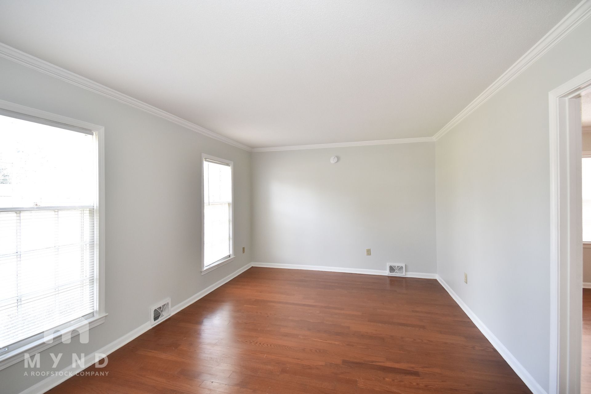 Building Photo - 3369 Foxwood Dr