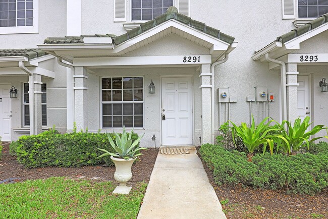 Building Photo - 8291 Pacific Beach Dr