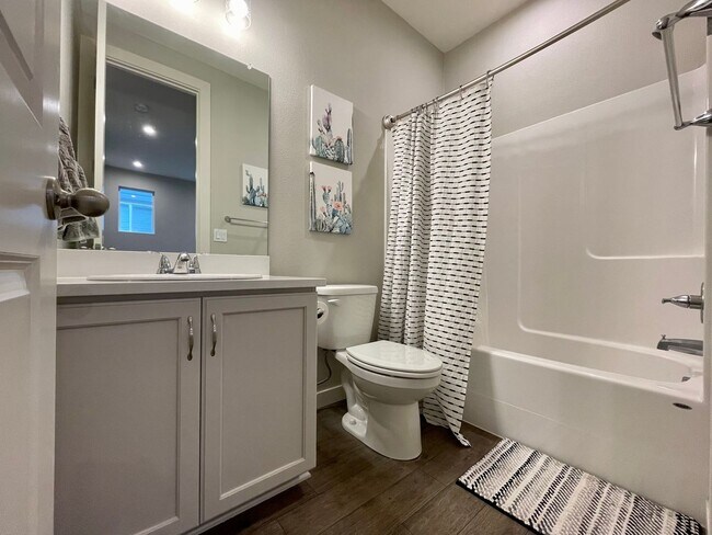 Building Photo - Hillsboro 3 Bed 2.5 Bath Townhome in Reeds Crossing ~ Includes A/C, 2 Car Garage w/ Level 2 Charg...