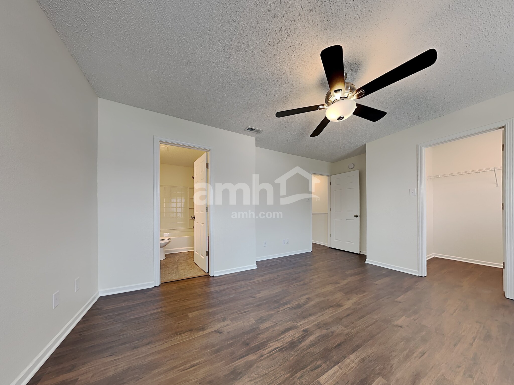 Building Photo - 12907 Old Glory Dr