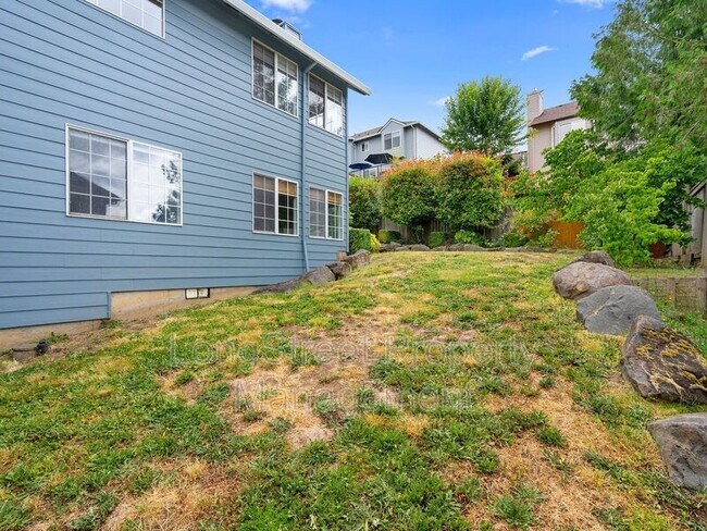 Building Photo - 15926 SW Hampshire Terrace