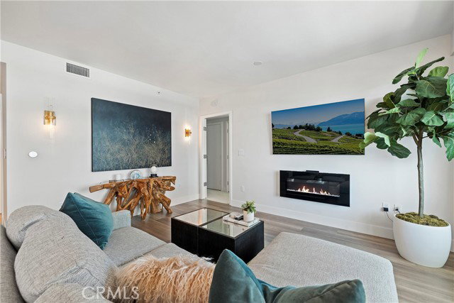 Building Photo - 3141 Michelson Dr