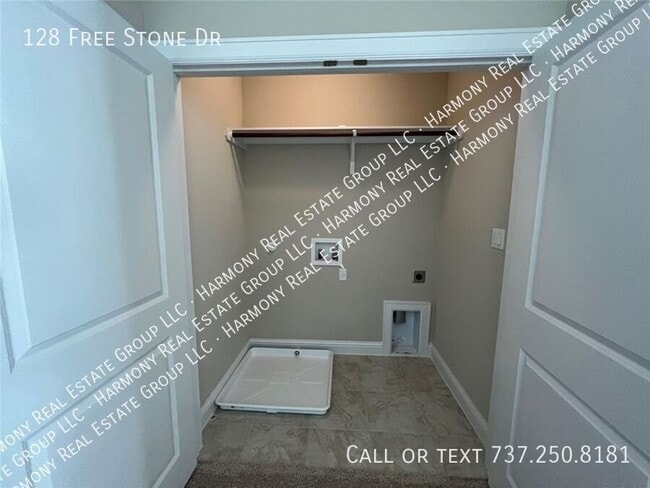 Building Photo - 128 Free Stone Dr