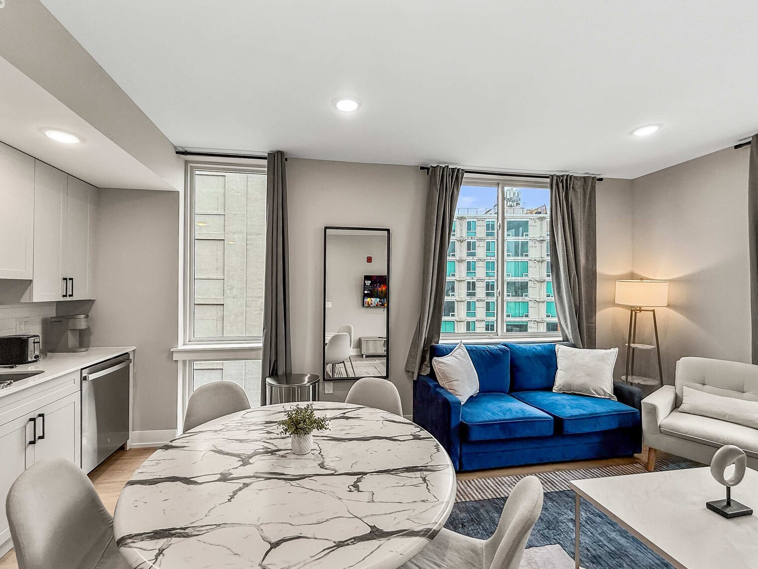 Building Photo - 626 N Delaware Ave