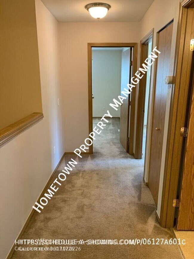 Building Photo - 21606 65th Ave Ct E