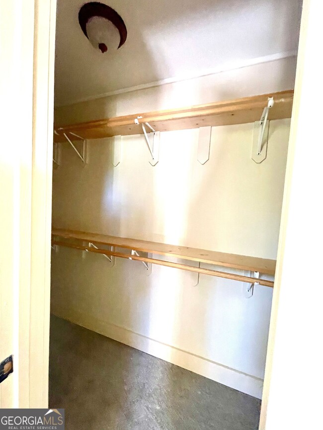 Building Photo - 76 Mt Pleasant Church Rd