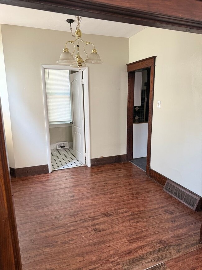 Building Photo - 3 Bedroom 1 Bath in Carlisle, PA!