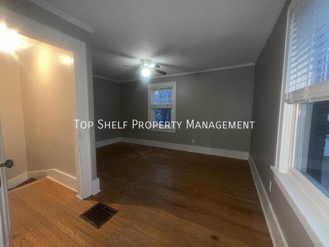 Building Photo - 1063 42nd St