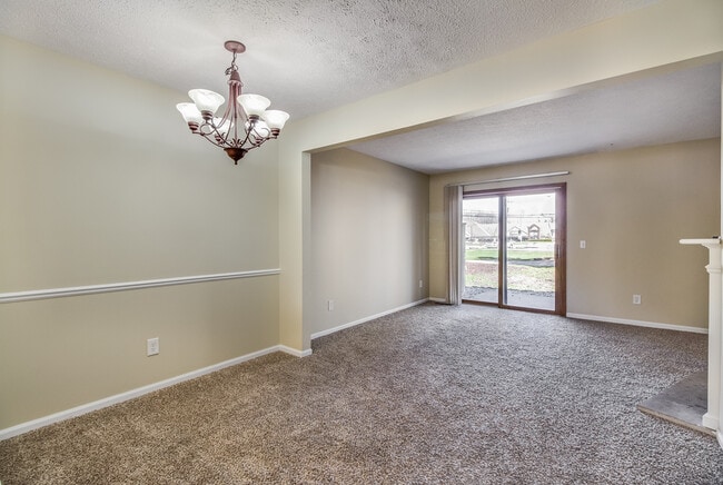 Building Photo - 2196 Regency Dr