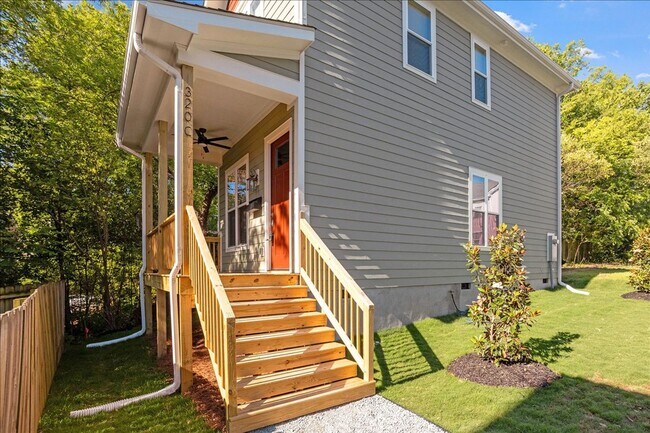 Building Photo - Brand New 2 Bedroom, 2 Bath Duplex in Downtown Durham!