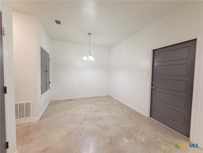 Building Photo - 215 A Riptide Dr