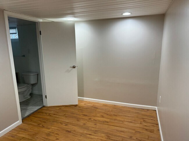 Building Photo - 2 Bedroom, 2.5 Bathroom Half Double in Dublin, OH