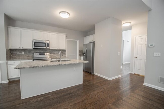 Building Photo - 755 Sheridan Ridge Ct