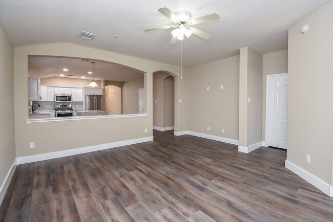 Building Photo - 20922 Barbons Heath Ct