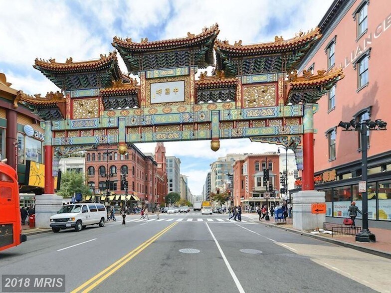 Chinatown - 437 New York Ave NW