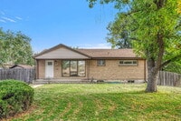 Building Photo - $2,595, 3-bed, 2-bath located in Denver.