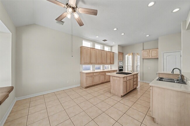 Building Photo - 5807 Bayberry Way