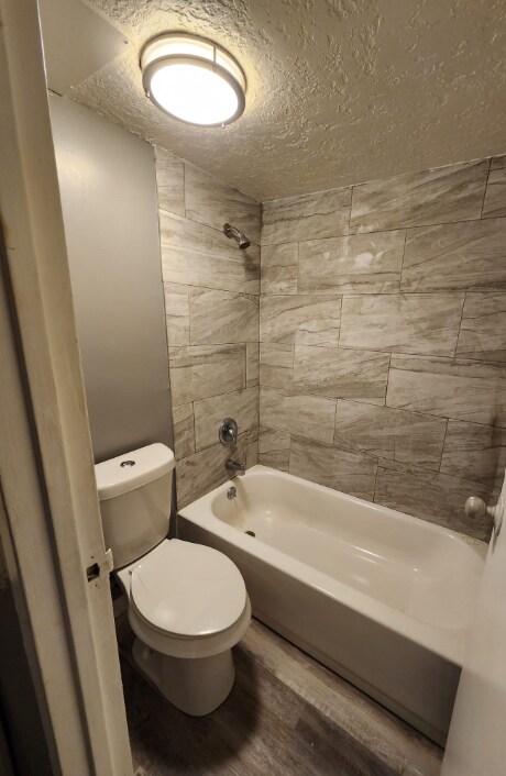 Building Photo - Summit