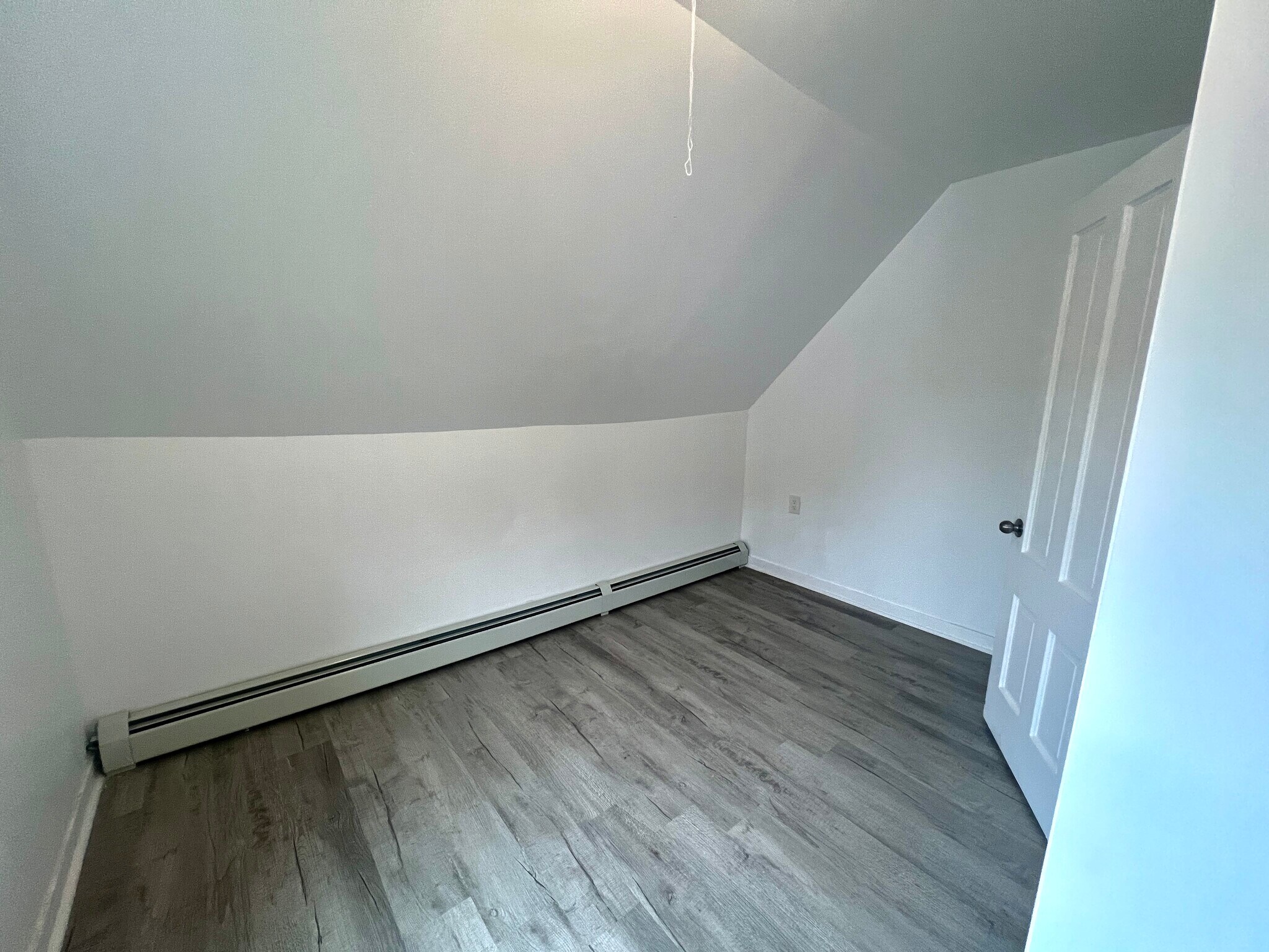 Building Photo - 236 Willetts Ave