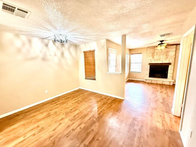 Building Photo - 8811 Schick Rd