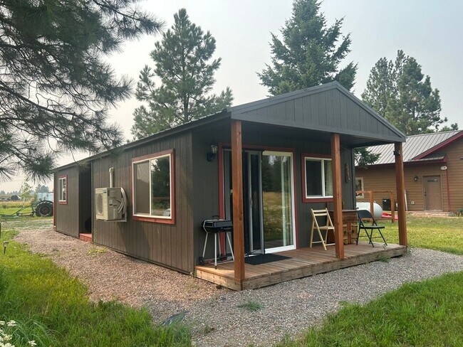 Building Photo - 218 Pheasant Rd