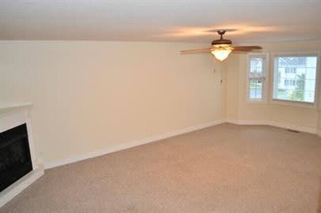 Building Photo - 125 Margate Dr