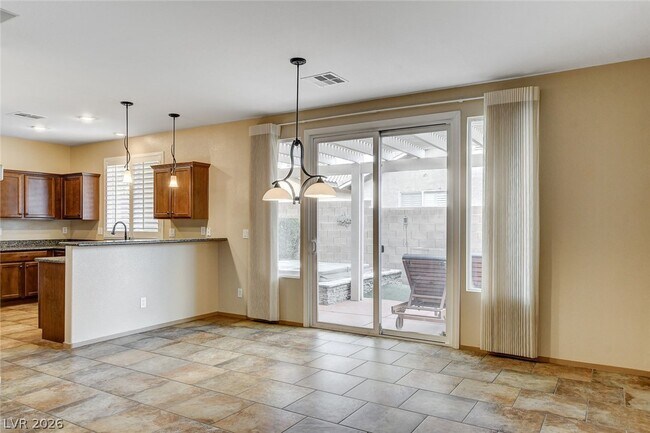 Building Photo - 9346 Horse Canyon Dr