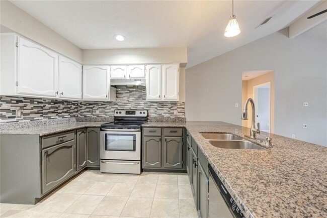 Building Photo - 2311 Pepperweed Dr