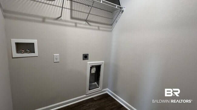 Building Photo - 11207 Elemis Dr