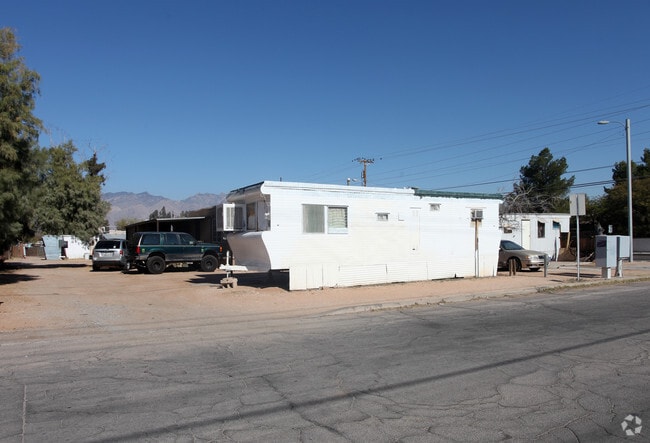 Building Photo - Columbus MHP