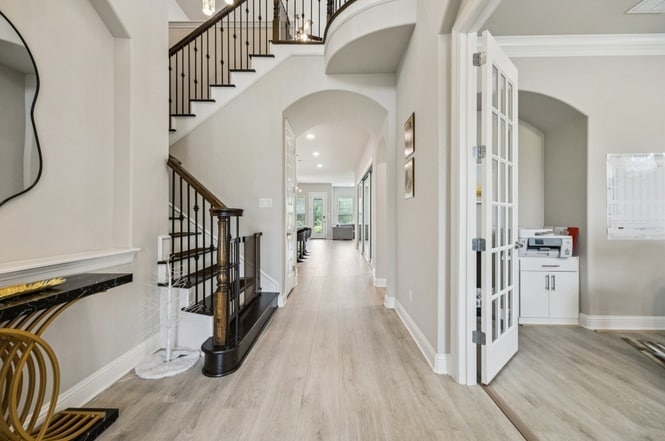 Building Photo - 4871 Lockwood Dr