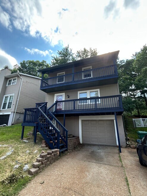 Building Photo - 7119 Wayles Dr