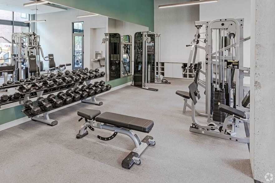 Building Photo - 1410 Nicollet Ave