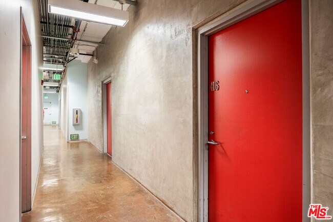 Building Photo - 420 San Pedro St