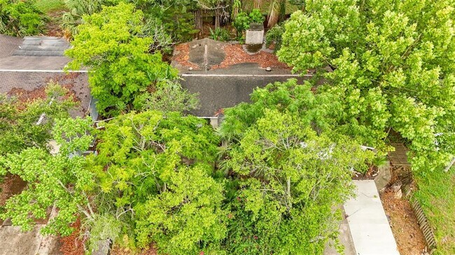 Building Photo - 7634 Fox Hollow Dr