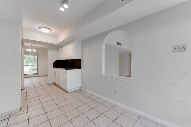 Building Photo - 15702 Mendocino Dr