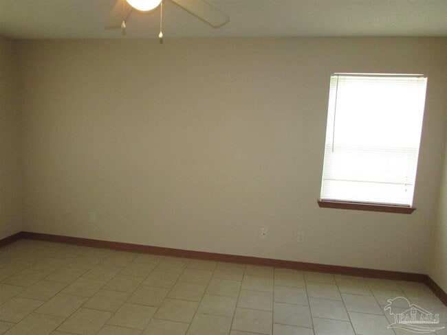 Building Photo - 7135 Pearson Rd