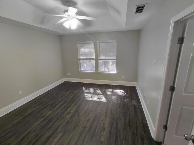 Building Photo - 2633 Fenwood Ct