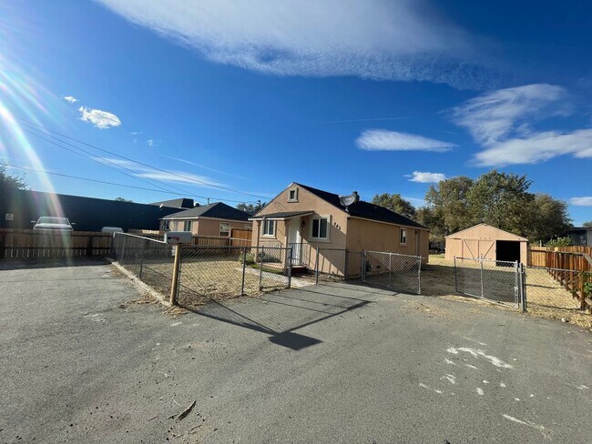 Building Photo - RN T 247