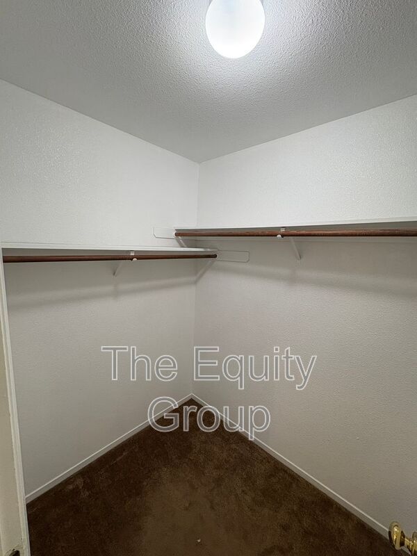 Building Photo - 1195 Santa Cruz Ave