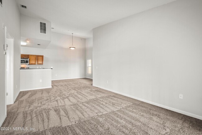 Building Photo - 4920 Key Lime Dr